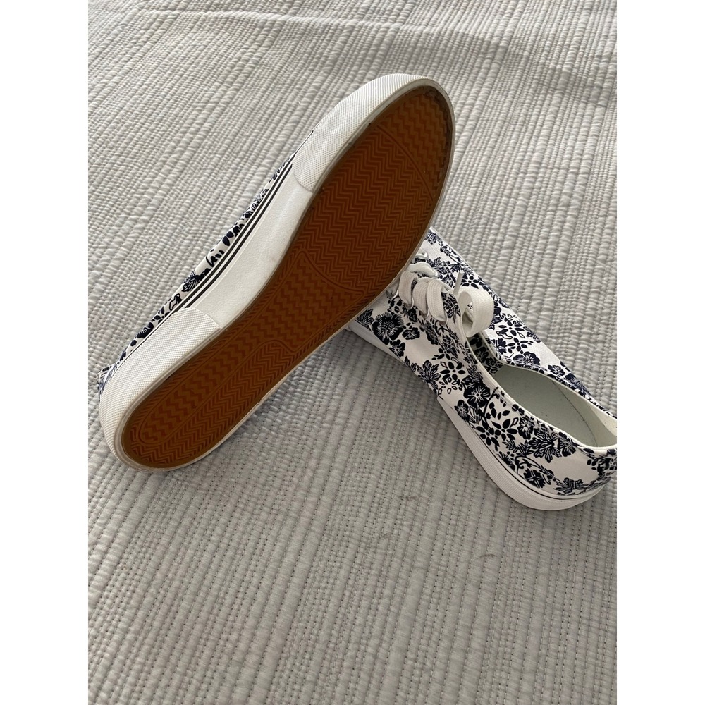 Unbranded Floral Sneakers Women 10 White Blue Canvas Lace Up Boho Cottagecore